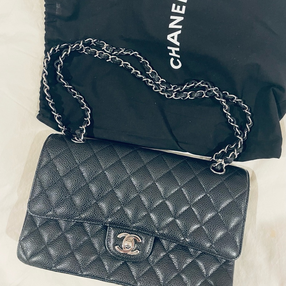 CHANEL Black Quilted Leather Bag